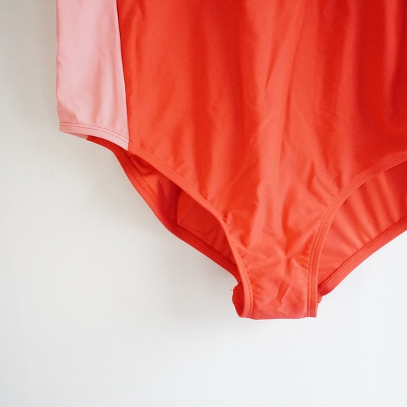 Lands End Womens One Piece Swimsuit Colorblock Coral Pink XX Large NWT - Picture 3 of 9